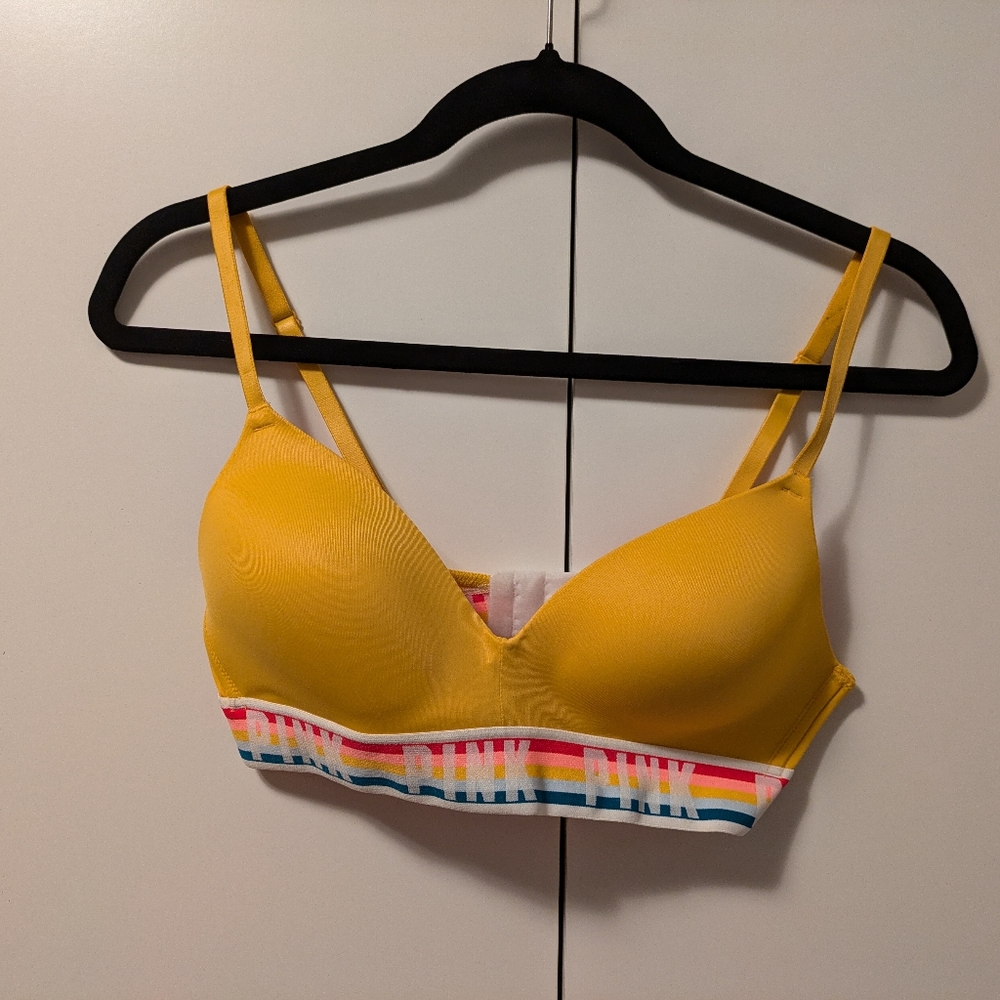 NWOT Victoria's Secret Wear Everywhere Bra